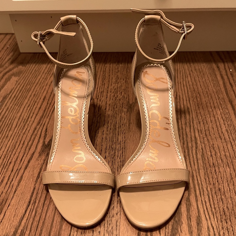 Sam Edelman nude heels